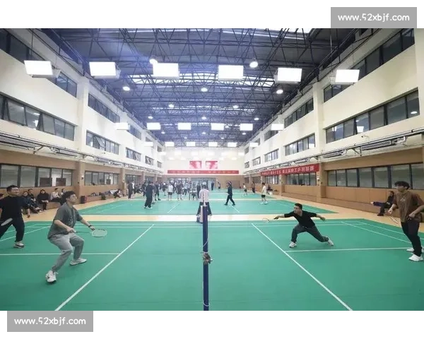 激烈角逐中羽毛球赛精彩瞬间与运动精神展示 激烈角逐中羽毛球赛精彩瞬间与运动精神展示